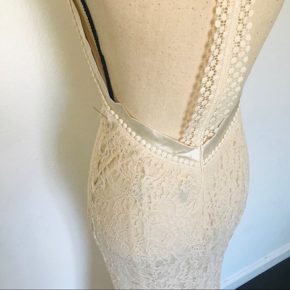 ❌sold❌ Lulus Always With Love Cream Satin Lace - Picture 8 of 9